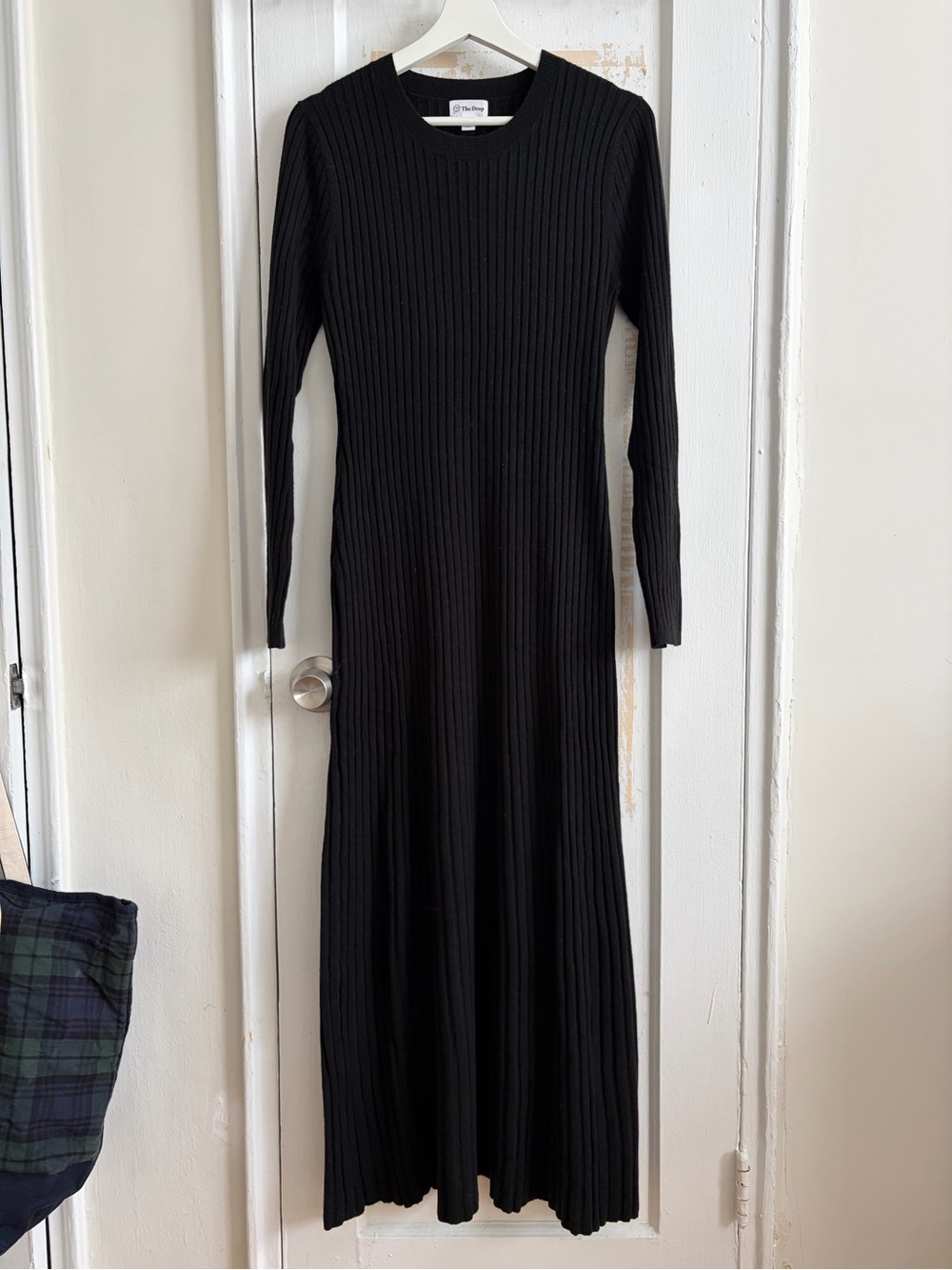 Ribbed Long-Sleeve Maxi Dress in Black